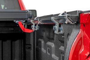 Chevrolet Silverado 2500 HD Hard Low Profile Bed Cover - Rough Country - Tri-Fold - '20-'24